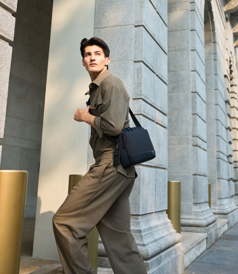 HARRISON 「レオ」クロスボディ  lifestyle | TUMI