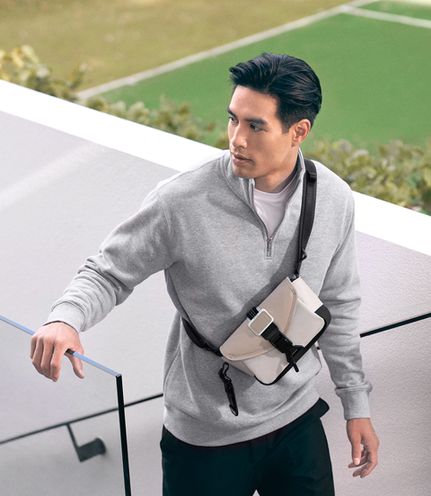 ALPHA BRAVO 「コンパス」クロスボディ  lifestyle | TUMI