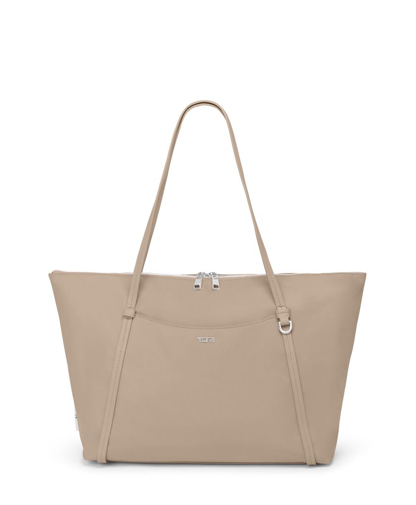 VOYAGEUR 「キュー」トート  hi-res | TUMI