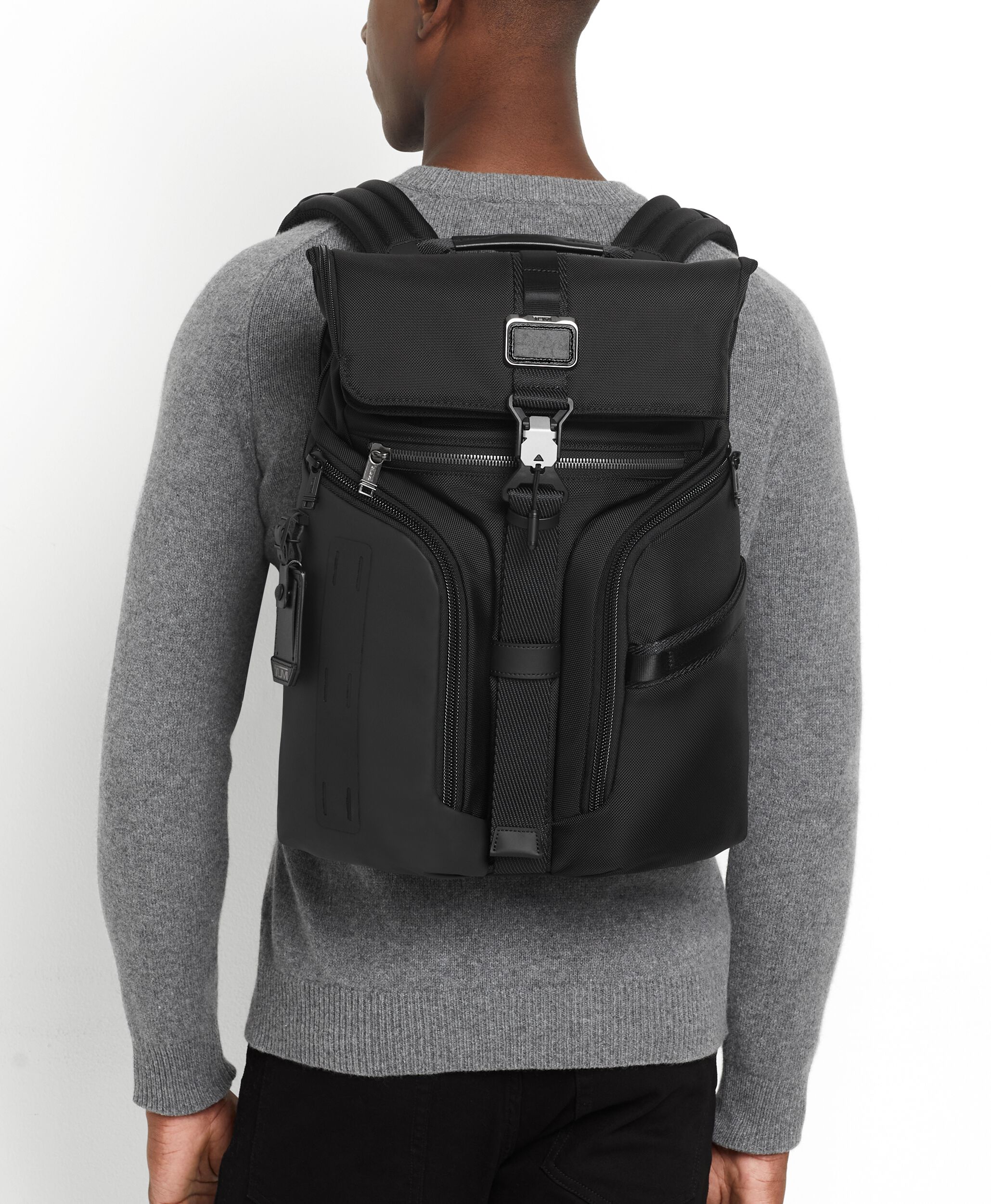ALPHA BRAVO 「ロジスティック」バックパック ブラック｜TUMI