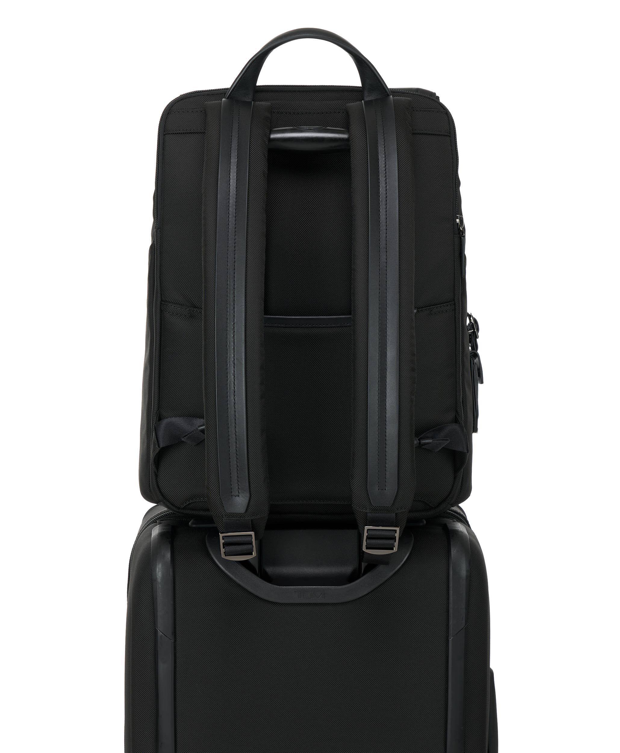 JARVIS フラップ・バックパック｜TUMI(トゥミ)公式サイト | TUMI