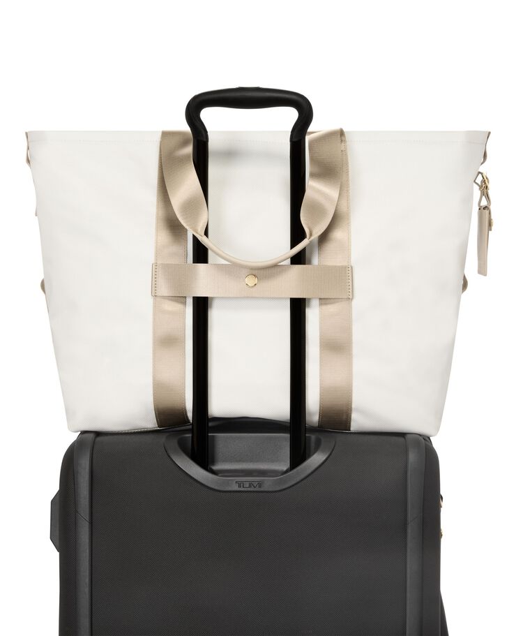 Tumi Golf エッセンシャル・ラージ・イースト・ウエスト・トート  hi-res | TUMI