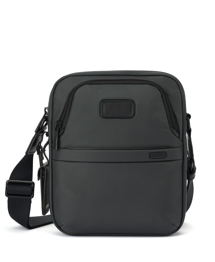 TUMI I SOPH. ミディアム・クロスボディ  hi-res | TUMI