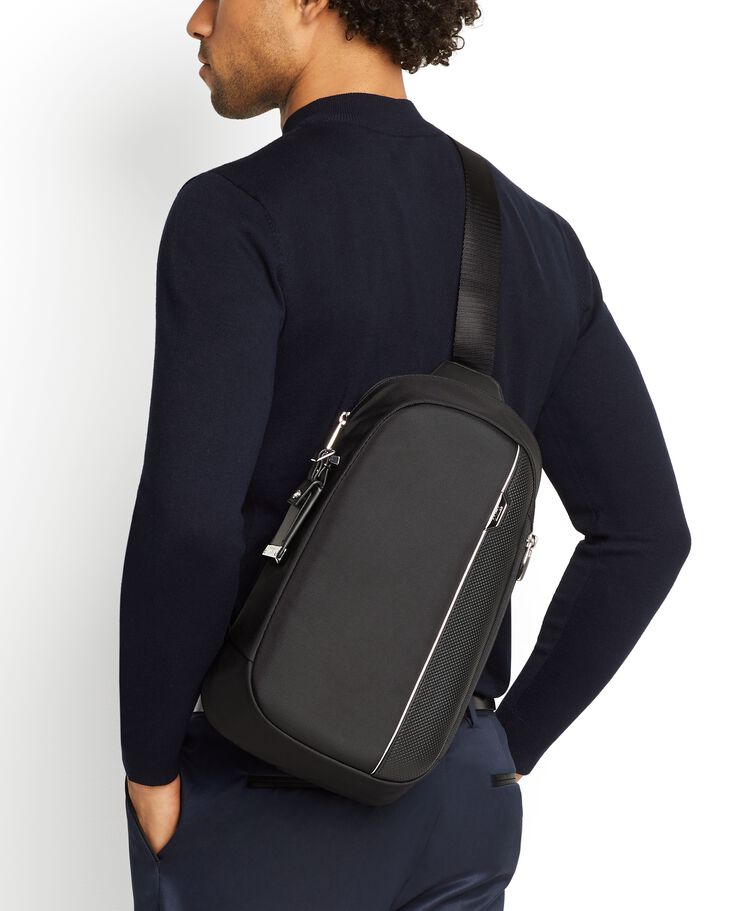 ARRIV&Eacute; 「マーティン」スリング  hi-res | TUMI