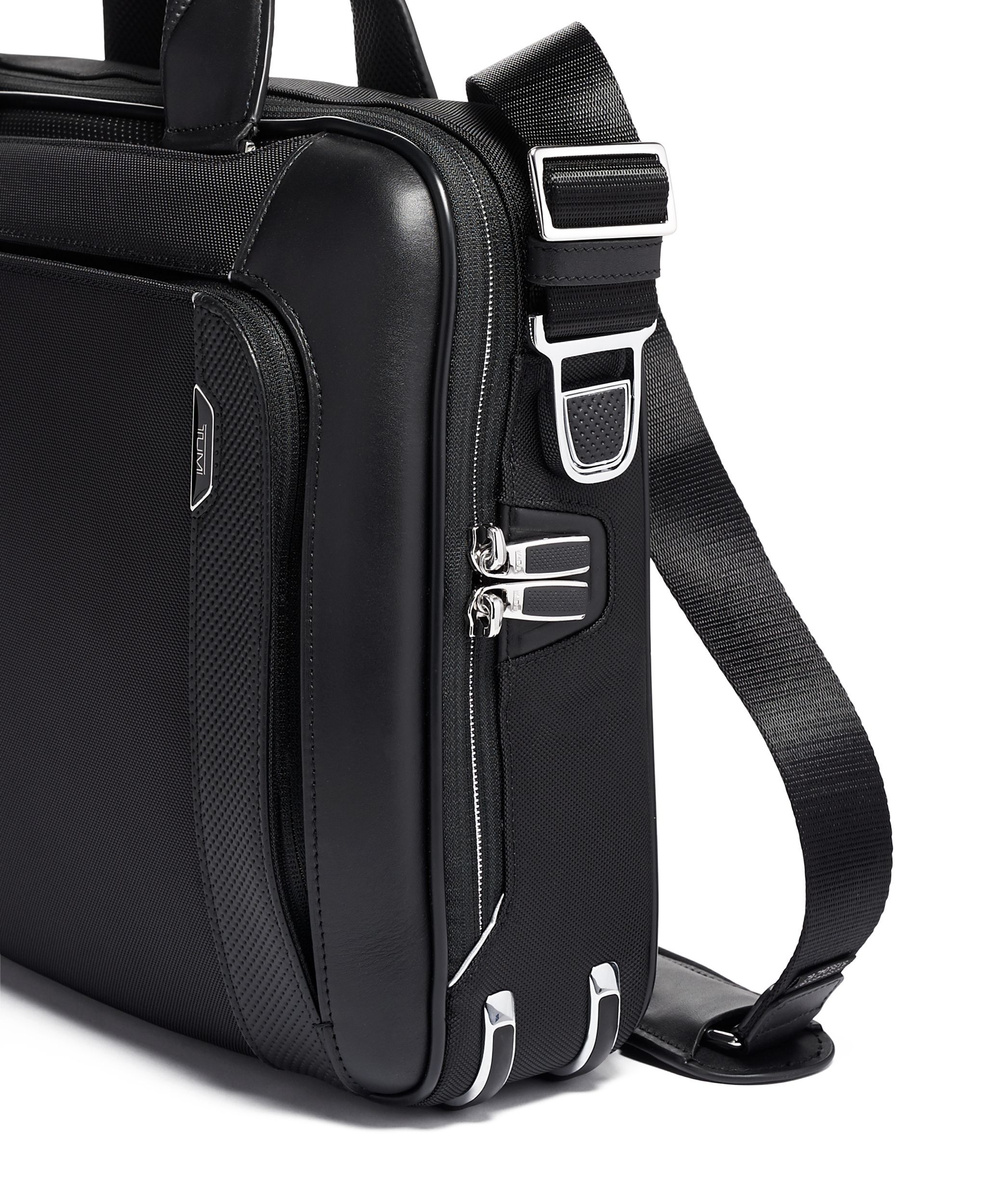 【ラップトップバッグ】TUMI トゥミ Sadler サドラ― ARRIVÉ 「サドラー」ブリーフ ブラック｜TUMI(トゥミ)公式サイト