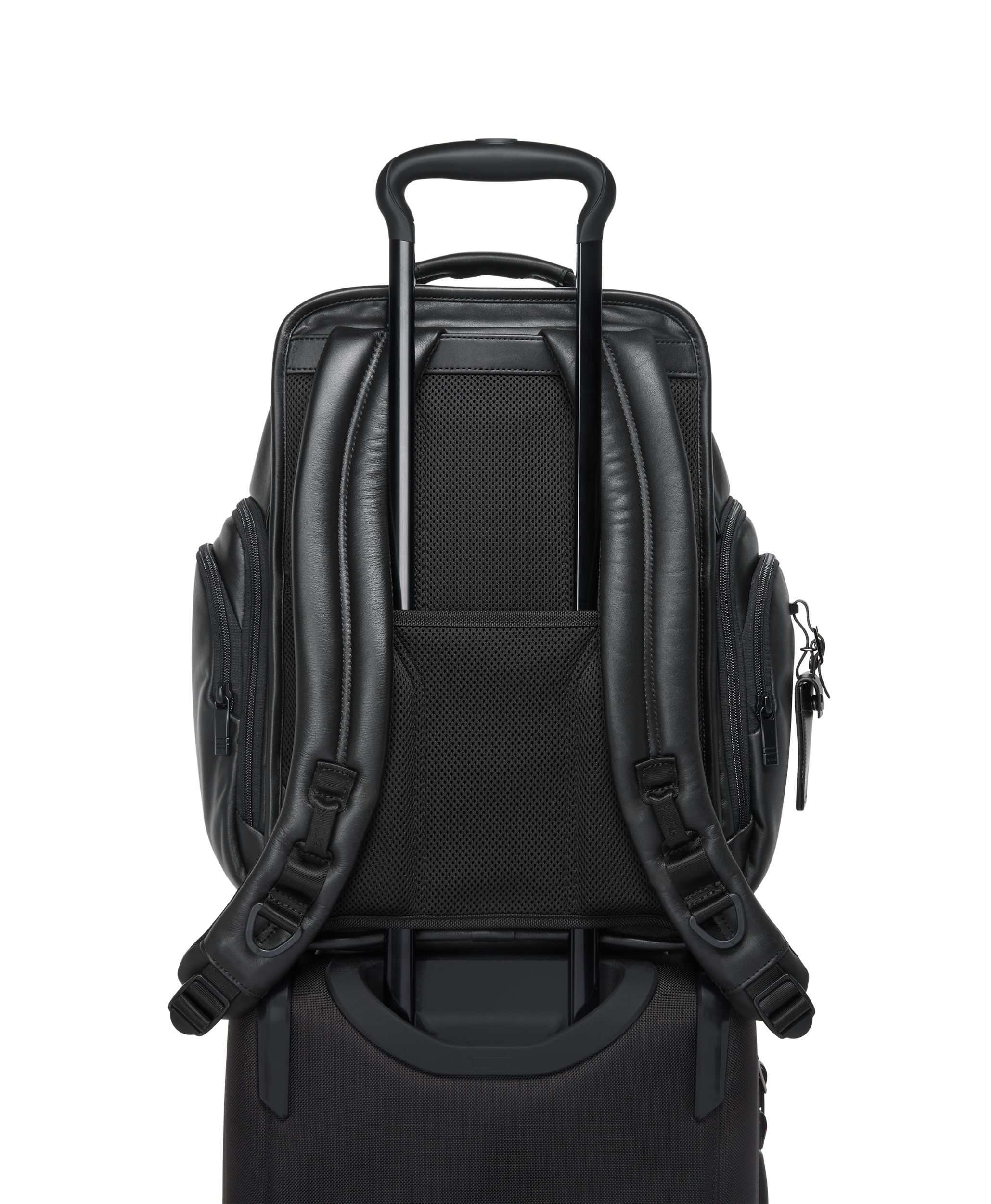 TUMI ALPHA（アルファ） トゥミ・ブリーフ・パック ブラック| TUMI