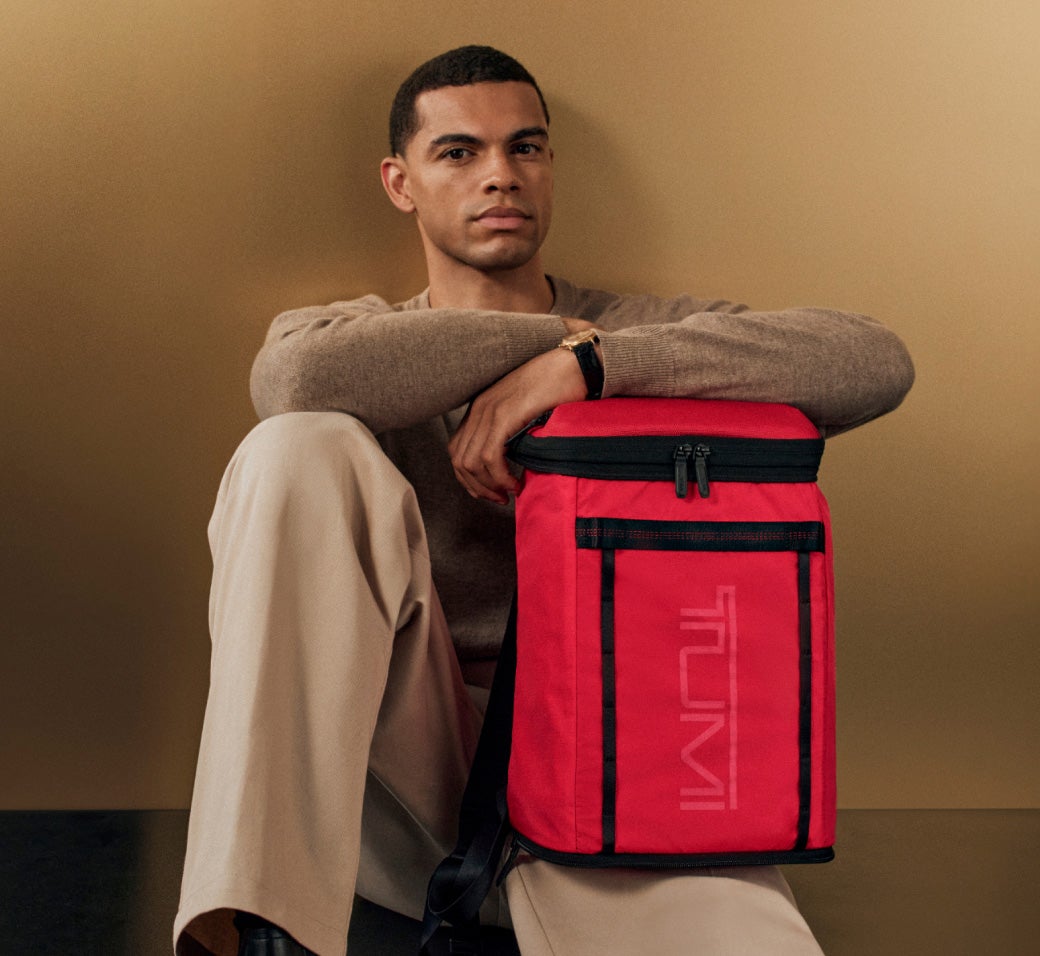 【美品】TUMI トュミ トートバッグ ブラック×レッド 日本限定モデル 美品】TUMI トュミ トートバッグ ブラック×レッド 日本限定モデル