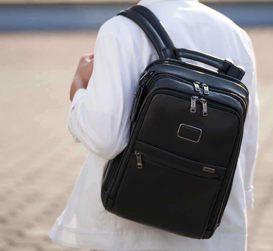 美品 TUMI トゥミ Alpha キャリーバッグ トロリー 力強 22016D4