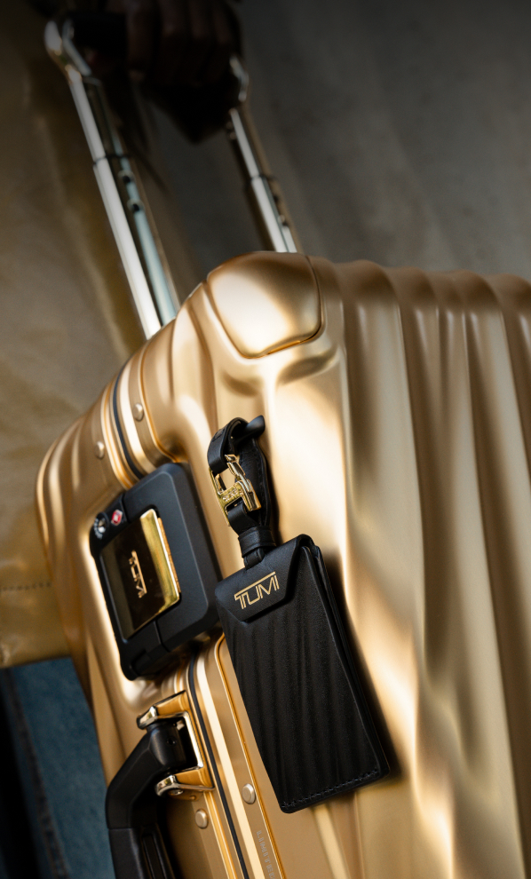 TUMI-Gift-Finder-Grid-Breaker