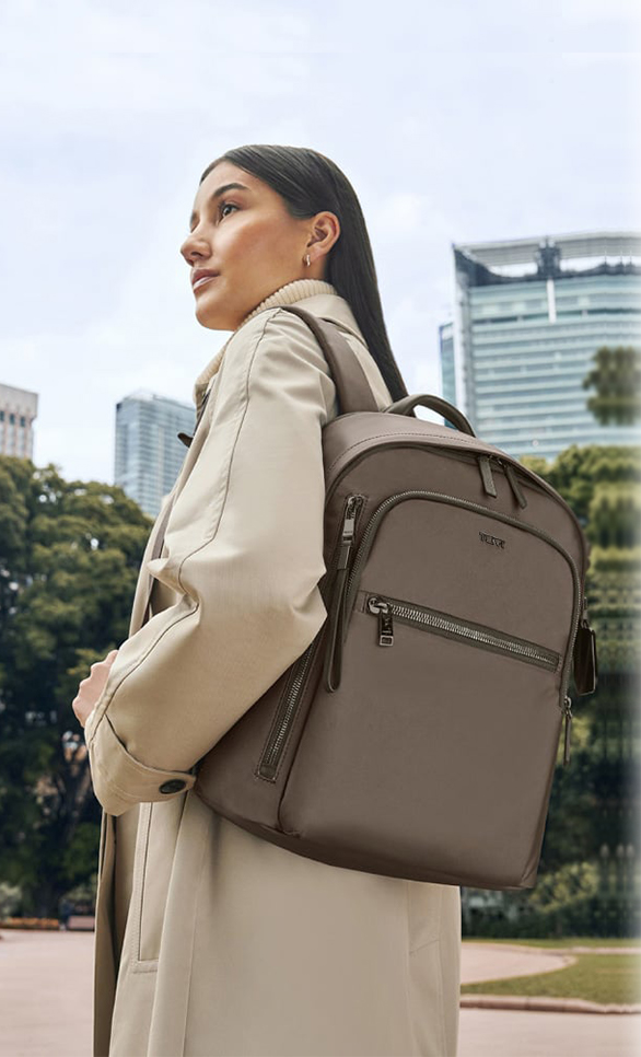 美品✨トゥミ ナイロンクロスボディバッグ ミニリュック レディース TUMI レディース｜TUMI(トゥミ)公式サイト