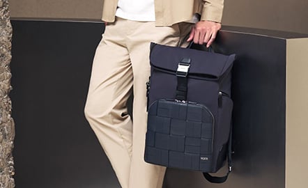 TRAVEL ACCESSORY ガーメント・バッグ｜TUMI(トゥミ)公式サイト